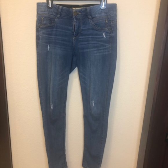 democracy distressed jeans